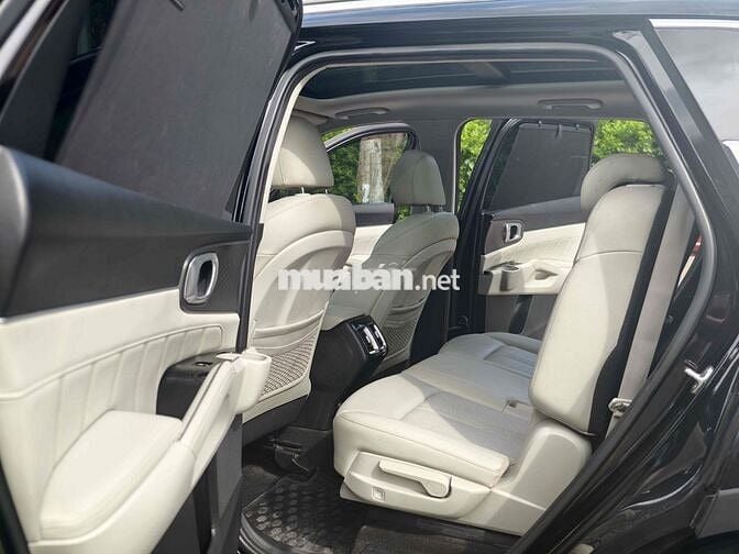 Kia Sorento 2020 Dầu Tự động 8 cấp 60000 km Đen