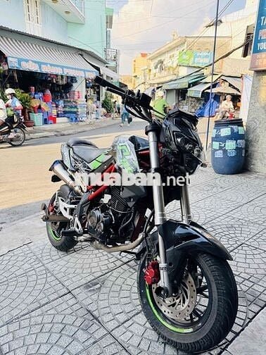 Benelli TNT125 Đen, Xanh lá Xe côn tay