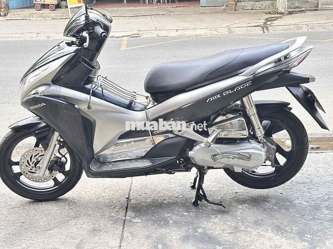 Honda Airblade Fi 2011 Đen, Bạc còn rất đẹp