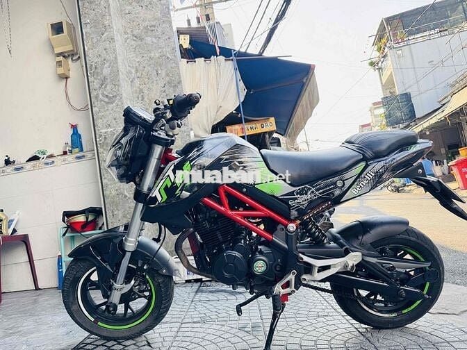 Benelli TNT125 Đen, Xanh lá Xe côn tay