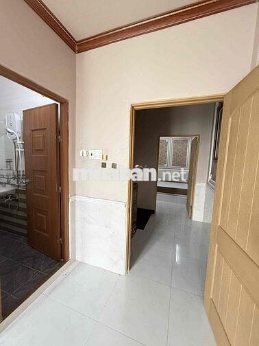 Nhà trệt lầu nguyên căn 2phòng sẵn 3máy lạnh gần ĐH FPT, Bệnh Viện Nhi