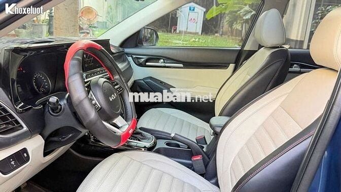 Kia Seltos Premium 2023 Xanh 19000 km