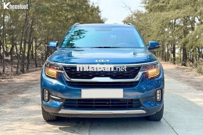 Kia Seltos Premium 2023 Xanh 19000 km