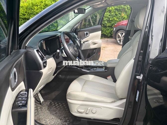 Kia Sorento 2020 Dầu Tự động 8 cấp 60000 km Đen
