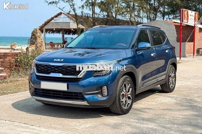 Kia Seltos Premium 2023 Xanh 19000 km