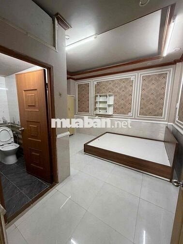 Nhà trệt lầu nguyên căn 2phòng sẵn 3máy lạnh gần ĐH FPT, Bệnh Viện Nhi