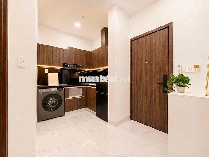 PHÒNG NGAY GẦN PHẠM VĂN ĐỒNG FULL NỘI THẤT