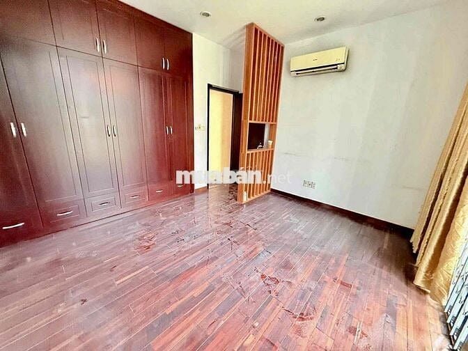 CHO THUÊ BIỆT THỰ KDC HIM LAM - 8 PHÒNG NGỦ- THANG MÁY - 90 Triệu TL