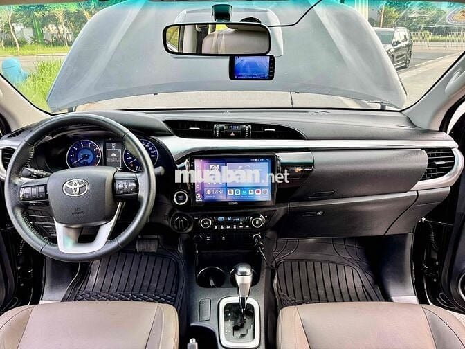 Toyota Hilux G 2015 4x4 AT Đen