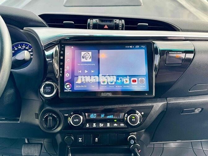 Toyota Hilux G 2015 4x4 AT Đen