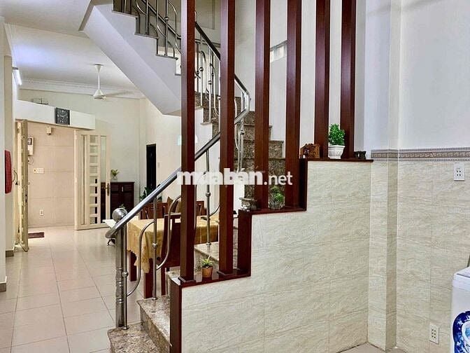 NHÀ CHO THUÊ PHAN ĐĂNG LƯU FULL NỘI THẤT CÓ MÁY LẠNH