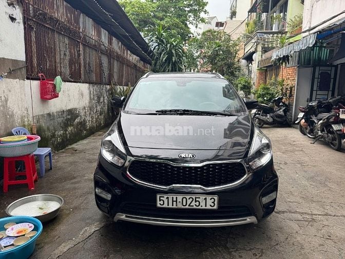 Kia Rondo 2.0 GAT 2019 chỉ 330tr