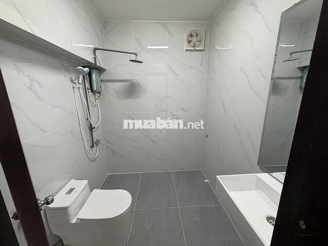 Phòng VIP luxury biệt thự Bình Lợi, full nội thất, có ban công