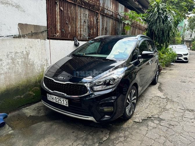 Kia Rondo 2.0 GAT 2019 chỉ 330tr