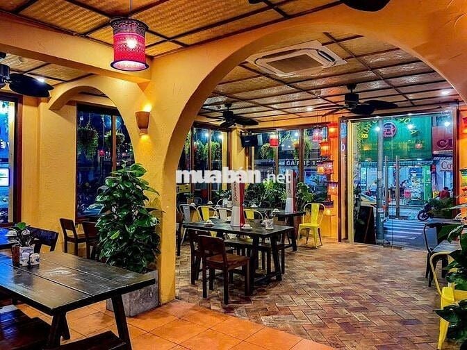 GÓC 2 MẶT TIỀN SIÊU ĐẸP TRUNG TÂM Q1 DỄ DÀNG NHẬN DIỆN THƯƠNG HIỆU