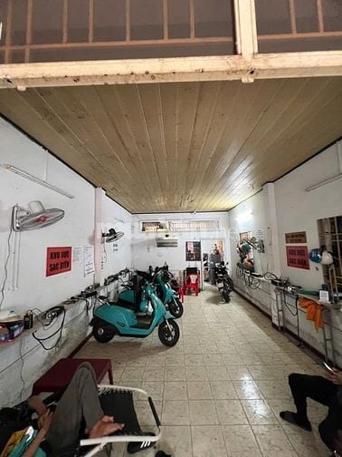 Cần sang lại Mô hình quán cà phê _ kết hợp trạm sạc xe điện Xanh