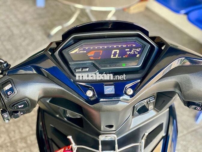 WINNER V4 CBS 2024 Lướt 9.000Km như mới
