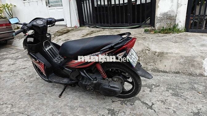 Yamaha Nouvo 4 (LX) 135cc Đen