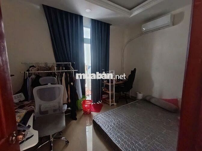 Nhà 1 trệt 2 lầu hẻm xe tải Đường 11 Trường Thọ, 4PN, gần metro 