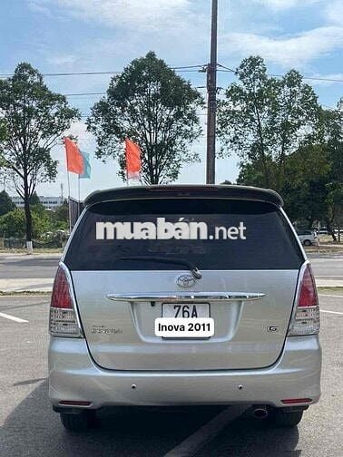 Toyota Innova 2011 G Bạc