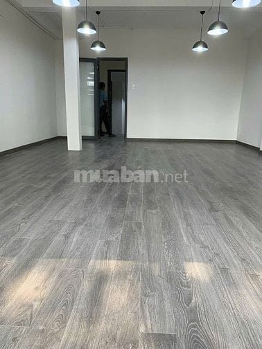 GÓC 2MT - TRẦN HƯNG ĐẠO, Q1 - GIẢM 8 TỶ (CÒN 28 TỶ) - HĐT: 72TR/THÁNG.