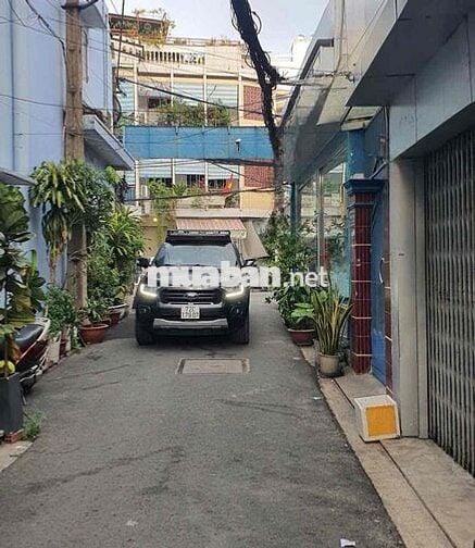 NC sát mặt tiền Huỳnh Văn Bánh . Phú nhuận ( 1 trệt 1 lầu ) kd tự do