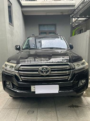 Bán thanh lý xe ô tô Toyota Land Cruiser 