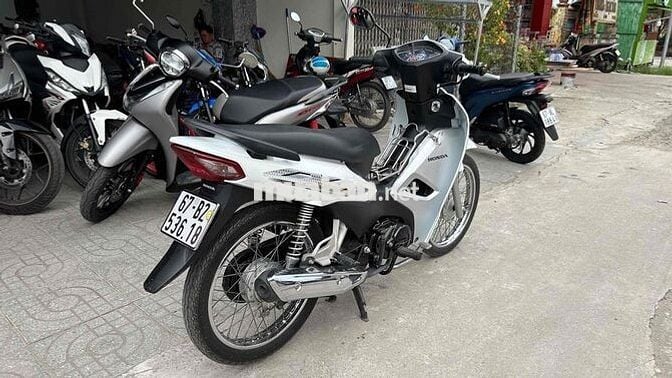 Honda Wave Alpha 110 2017 Trắng đen ( hỗ trợ góp )