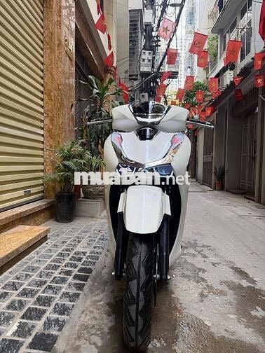 Honda SH 125 CBS 2025 Trắng 5000km