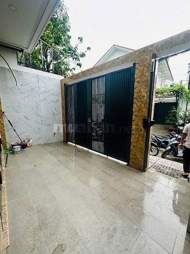 Nguyên căn ngang 6m x 16m thiết kế trống suốt