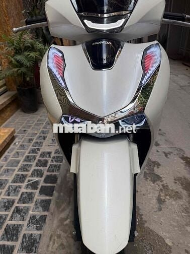 Honda SH 125 CBS 2025 Trắng 5000km