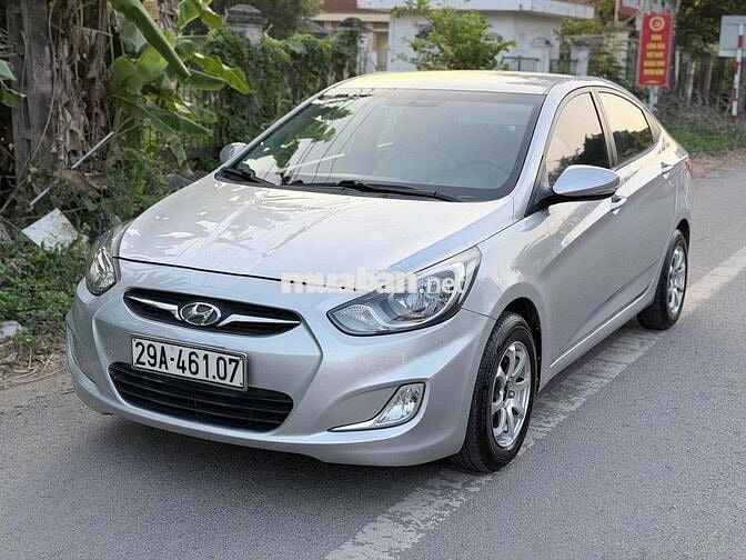 Hyundai Accent 2011 Tự động Bạc