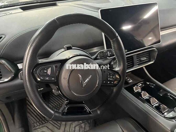 VF8 Plus 2023 Xanh rêu-Chất xe chuẩn đẹp