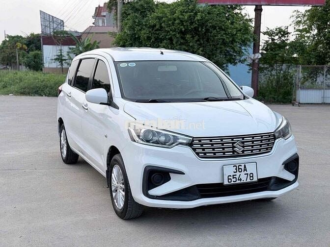 Suzuki Ertiga 2021 Trắng 7 chỗ