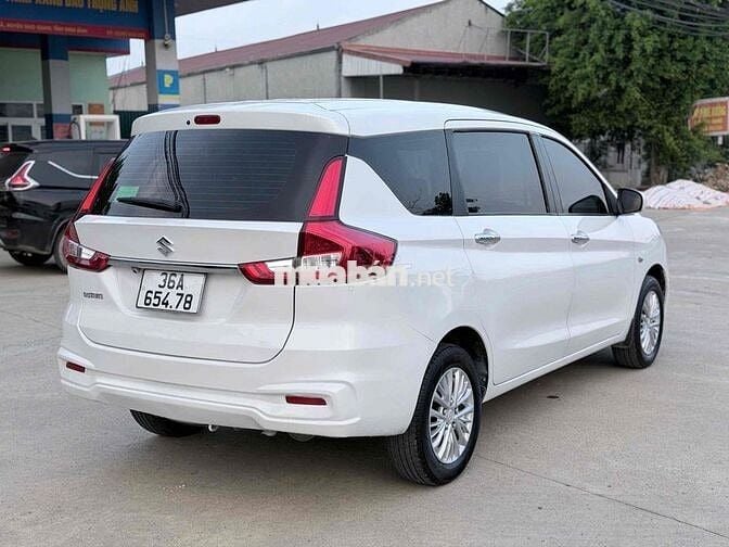 Suzuki Ertiga 2021 Trắng 7 chỗ