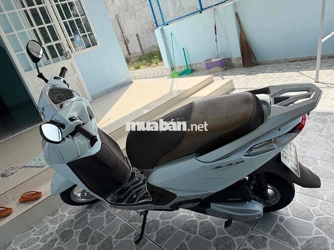 Honda Lead Cao cấp 2018 Smartkey Trắng (CHÍNH CHỦ)