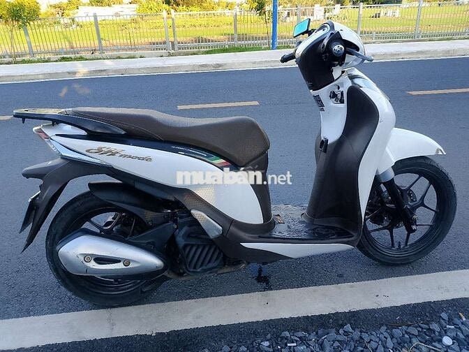 Honda SH Mode Trắng Việt Nam