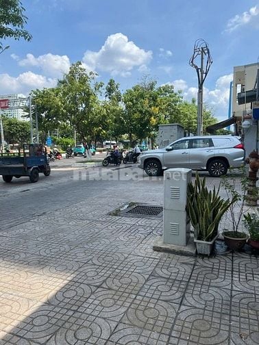 Nhà MT Điện Biên Phủ, BT, Giá 5,9Tỷ, Giáp Q1 