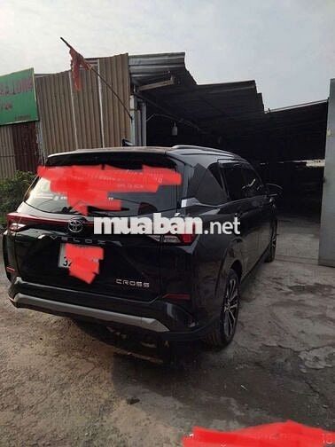 Toyota Veloz Cross 2022 Đen 20.500 km