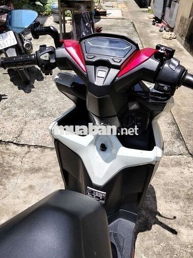 Click 150i Thái bstp 19000km chính chủ 