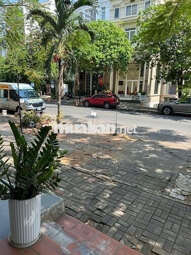 CHO THUÊ SHOPHOUSE - HƯNG VƯỢNG 2