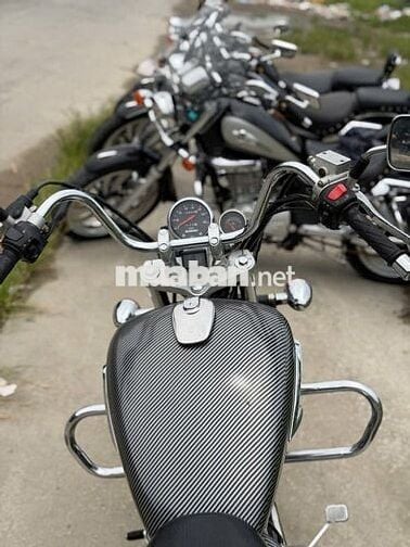 Suzuki GZ150-A Xám 