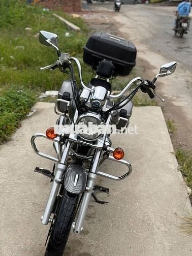 Suzuki GZ150-A Xám 