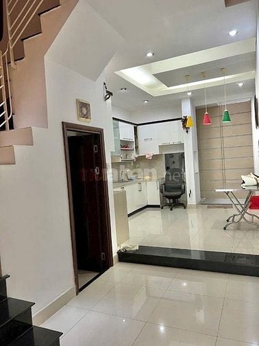NGON NHẤT QUẬN 10, HẺM 5M Ô TÔ TỚI NHÀ DT 65M2 4 TẦNG CHỈ 13.5 TỶ