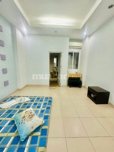 NGON NHẤT QUẬN 10, HẺM 5M Ô TÔ TỚI NHÀ DT 65M2 4 TẦNG CHỈ 13.5 TỶ