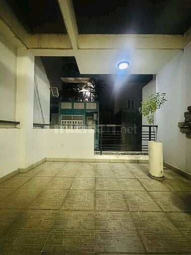 NGON NHẤT QUẬN 10, HẺM 5M Ô TÔ TỚI NHÀ DT 65M2 4 TẦNG CHỈ 13.5 TỶ