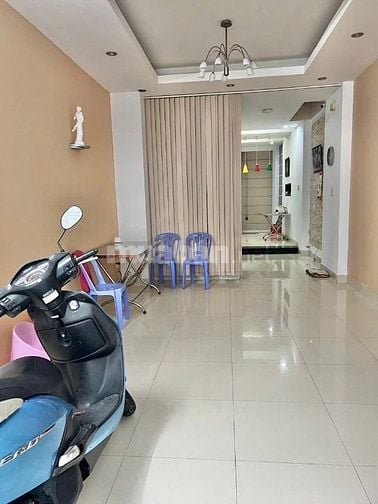 NGON NHẤT QUẬN 10, HẺM 5M Ô TÔ TỚI NHÀ DT 65M2 4 TẦNG CHỈ 13.5 TỶ