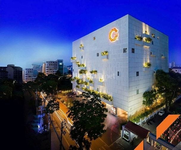 QUẬN 1 -  TUYỂN TẠP VỤ NHÀ HÀNG ĐI LÀM CA XOAY