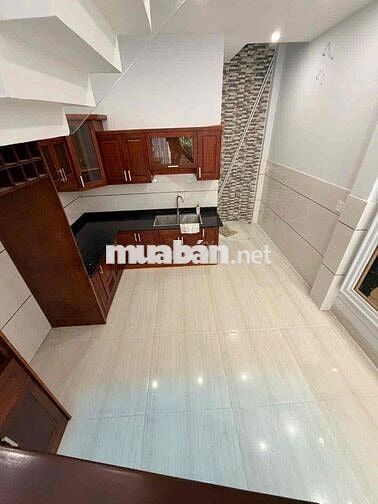 Hẻm xe tải, ngay trung tâm P11, Gò Vấp
