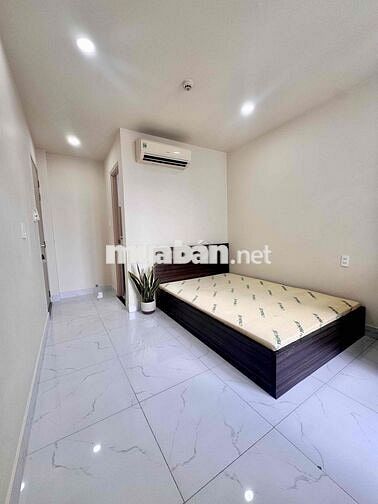 CHO THUÊ PHÒNG THANG MÁY OTO ĐẬU TẬN CỬA NGAY PHAN XÍCH LONG